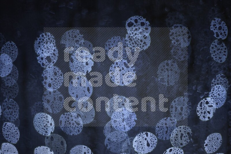 Bokeh light in white with water drops