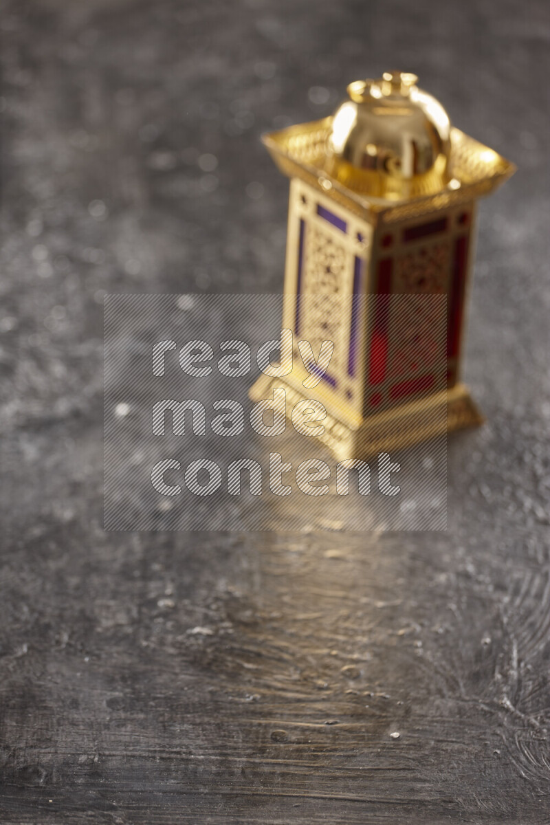 فانوس موضوع علي خلفية سوداء