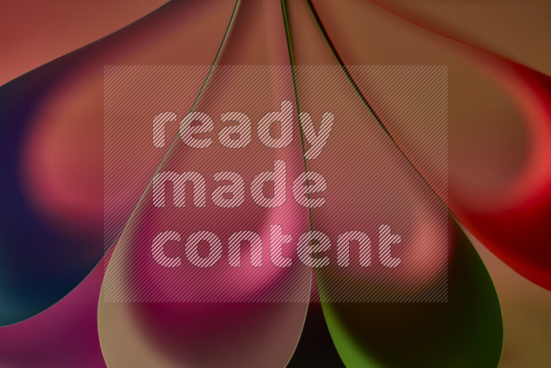 فن تجريدي يعرض منحنيات وتدرجات اللون مكونه بضوء ملون