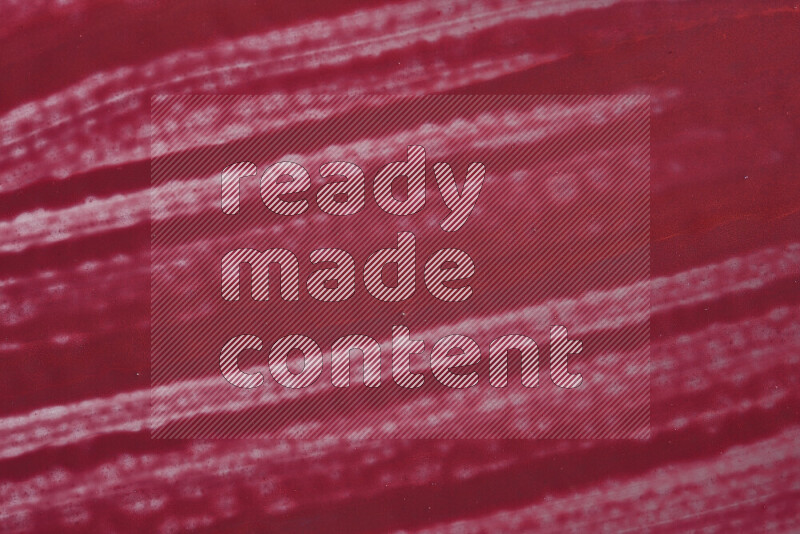 لقطات مقربة لأشكال مختلفة مرسومه باللون الأحمر