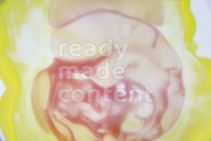 لقطة مقربة لأنماط دوامية باللون الأصفر والأحمر والأبيض