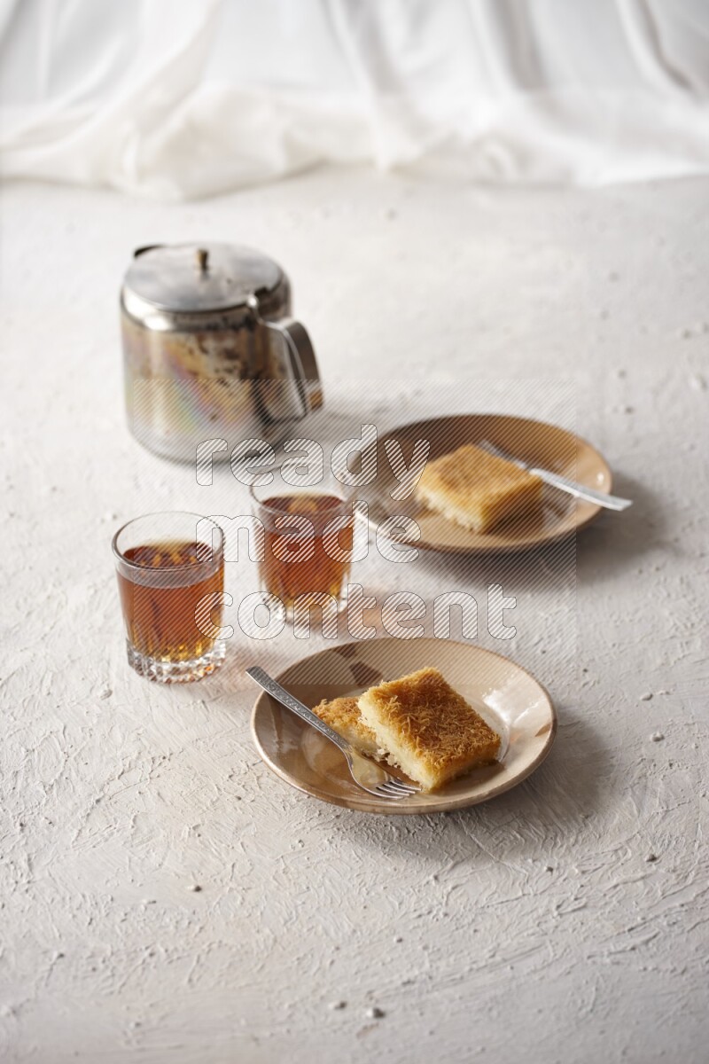 Konafa with tea in a light setup