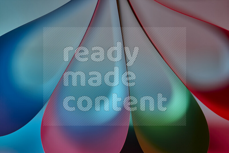 فن تجريدي يعرض منحنيات وتدرجات اللون مكونه بضوء ملون