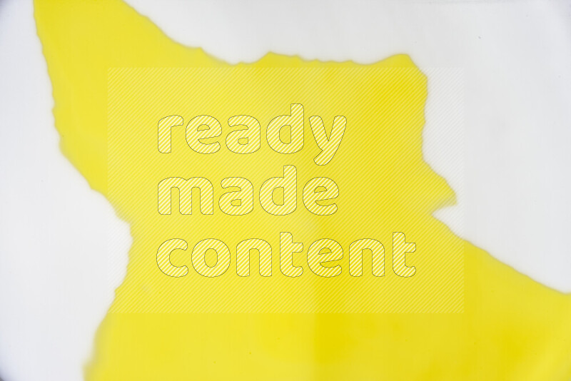 لقطة مقربة لأنماط دوامية باللون الأصفر والأبيض